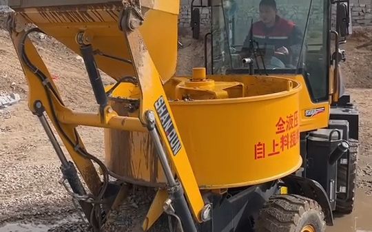 四驅平口攪拌車